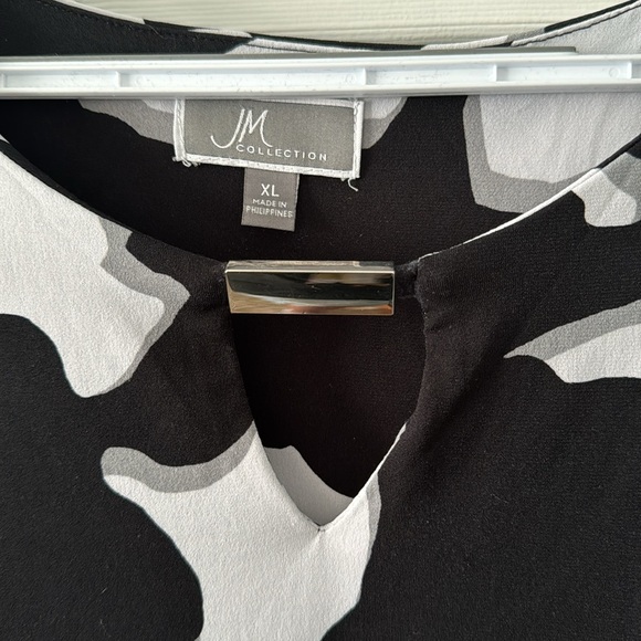 JM Collection blouse - Picture 2 of 5